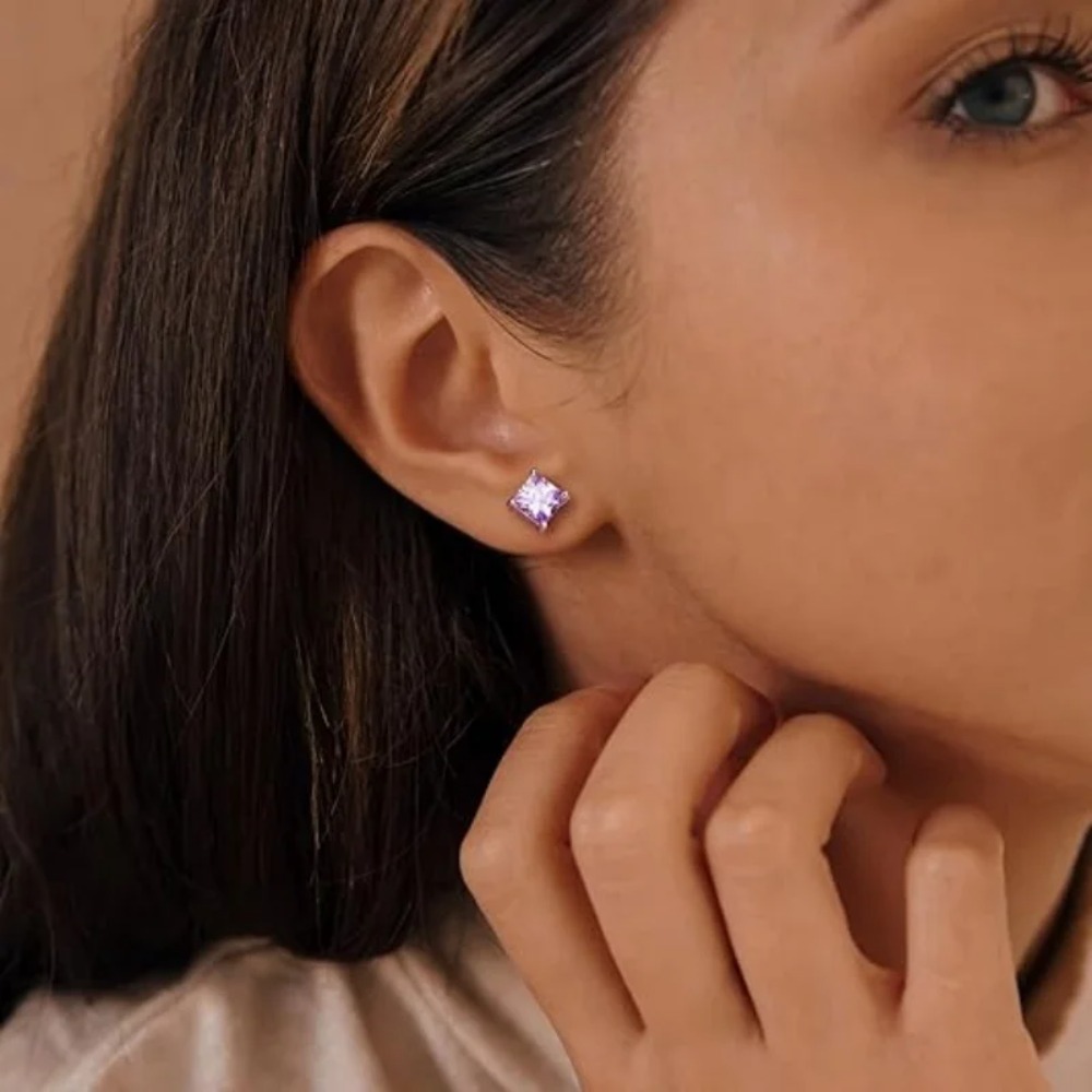 ASTM F136 Titanium Lip Piercin - огляд і ціна Body Jewelry Internally Threaded